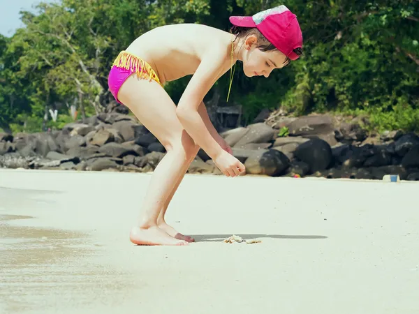 Kid on the beach — Stock Photo, Image