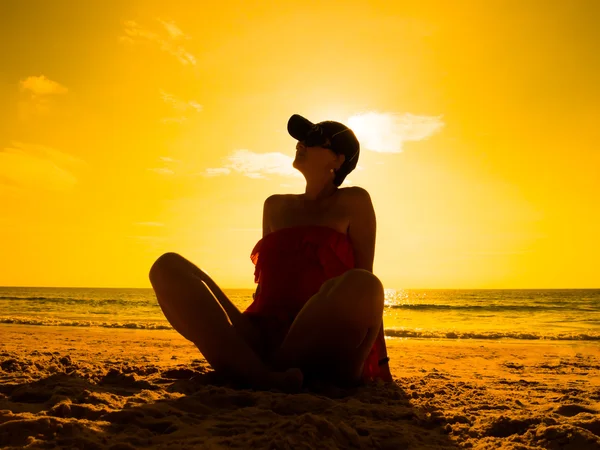 Women at the sunset — Stock Photo, Image