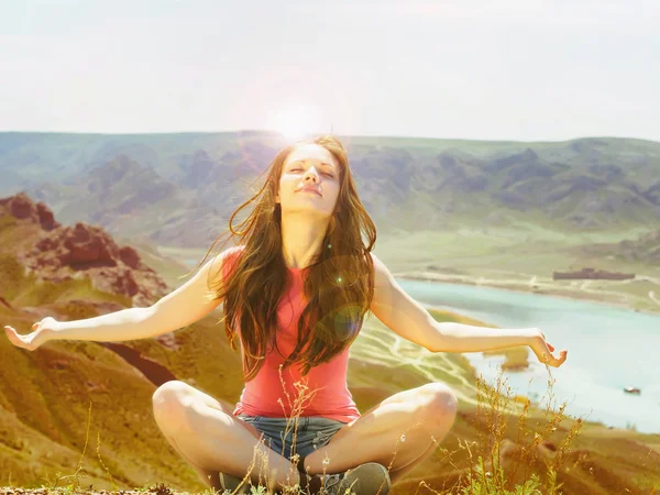 Young women at nature — Stock Photo, Image