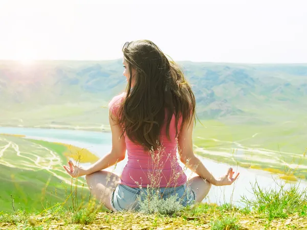 Young women at nature — Stock Photo, Image