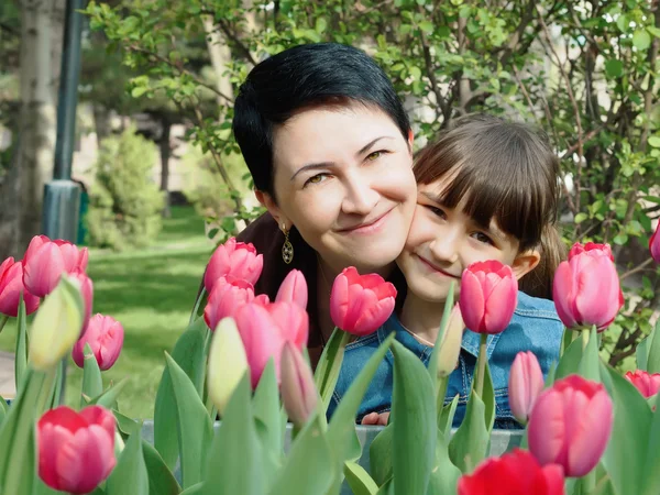 Family in the park — Stock Photo, Image