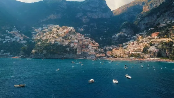 Italië Oude Stad Berg Baai Van Zee — Stockfoto