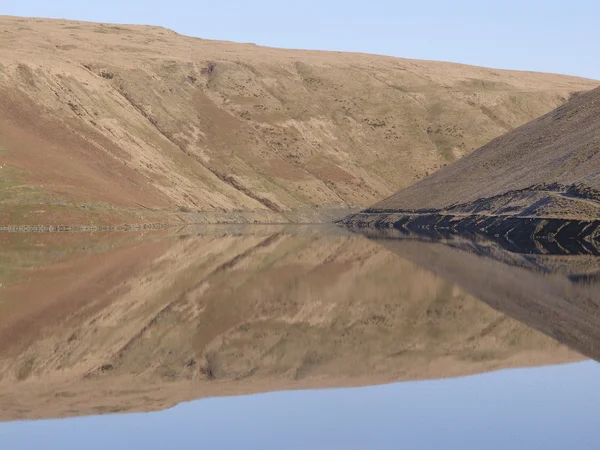 Claerwen reservoir, Elan Valley — Stockfoto