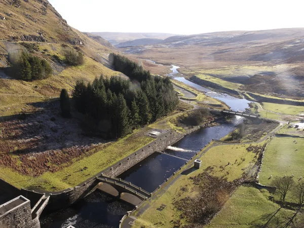 Da barragem do reservatório de Claerwen, Elan Valley — Fotografia de Stock