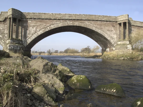 Ponte de Dun sobre o rio South Esk — Fotografia de Stock