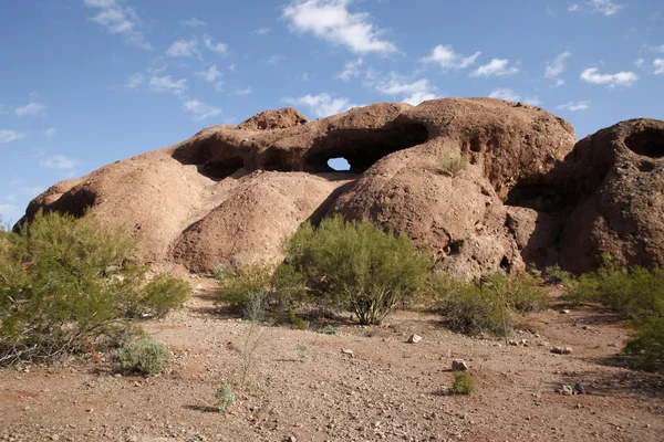 Hole-in-the-Rock, Papago Park — Stock Photo, Image