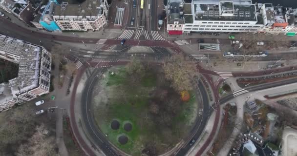 Luchtfoto drone beelden Vijzelgracht en Weteringschans infrastructuur, top down zicht. — Stockvideo