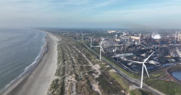 Heavy industrial factory plant facility. Along the coast Engineering founding steel works blast furnace chimney industry production technology plant. Aerial drone view. — Vídeo de Stock