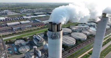 Amsterdam, 23 Nisan 2022, Hollanda 'da. baca atığı yakma bertaraf yenileme işleme tesisi. Elektrik üreticisi sektörü iş kurma.