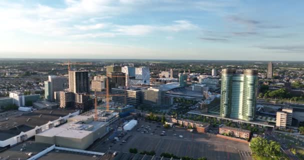 Utrecht Skyline Central Station Public Transport Infrastructure Business District Aerial — Stockvideo