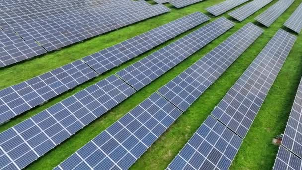 Paneles Solares Sistema Verde Recursos Energéticos Renovables Alternativos Limpios Generación — Vídeo de stock