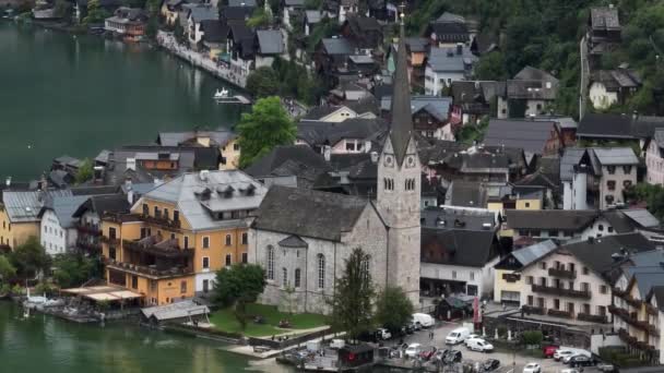 奥地利上奥地利州哈尔斯塔特市 位于Gmunden区 旅游观光及观光目的地 — 图库视频影像