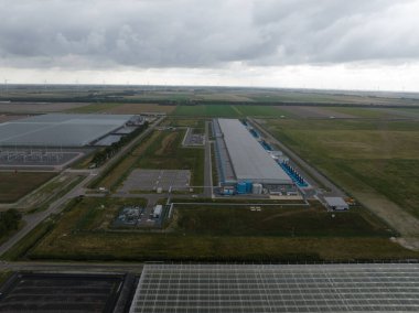 Middenmeer, 29 Ağustos 2022, Hollanda. Agriport A7 'deki Google Veritabanı. Avrupa, Ortadoğu ve Afrika için bulut hizmetlerini kolaylaştırır ve İnternet kapasitesini artırır. Büyük teknoloji verisi