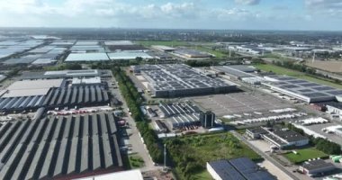 En büyük ve en otomatik dağıtım Dağıtım Merkezi Zalando Bleiswijk