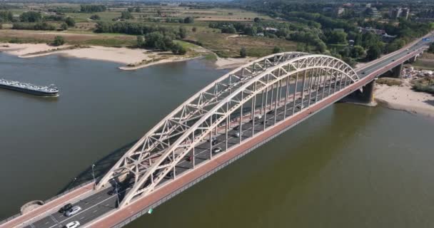 Waalbrug Uma Ponte Arco Sobre Waal Que Liga Centro Nijmegen — Vídeo de Stock