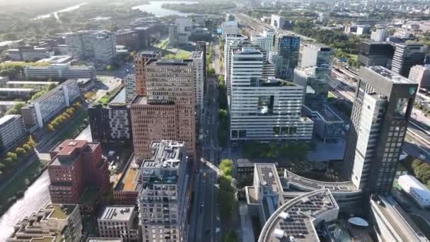 Amsterdam Den Oktober 2022 Nederländerna Amsterdam Zuidas Höghus Finansdistrikt Kontorsbyggnader — Stockvideo