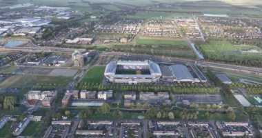 Heerenveen, 1 Ekim 2022, Hollanda. Abe Lenstra Stadyumu, futbol kulübü Heerenveen 'in evidir. Hollanda profesyonel futbol kulübü sahası.