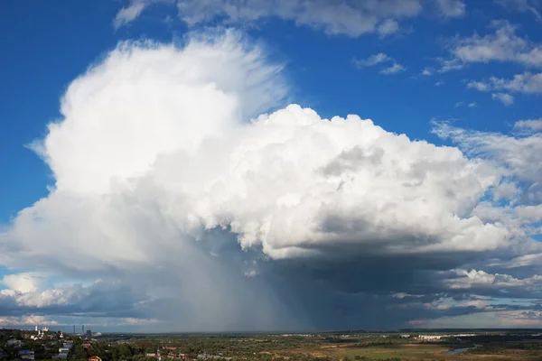 The big storm cloud above city — Stock Photo, Image