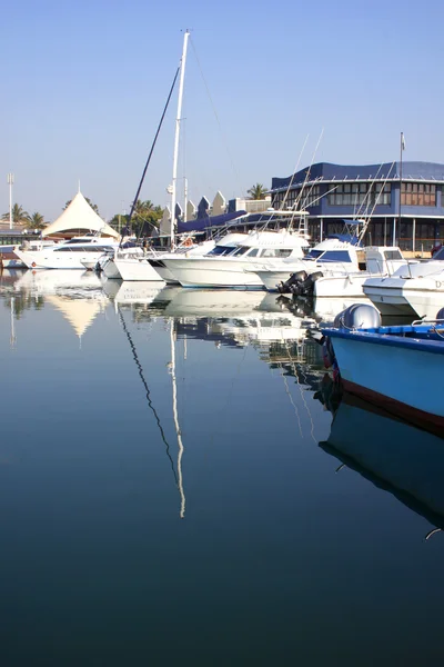 Iates Na marina — Fotografia de Stock