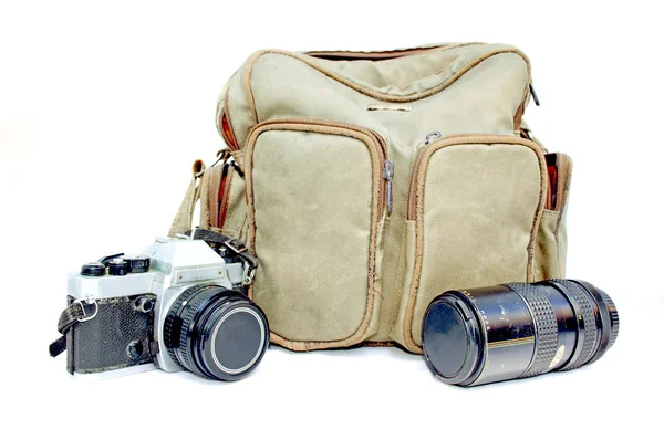 Cámara Vintage con bolsa de cámara y lente de teleobjetivo —  Fotos de Stock