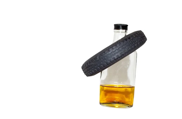 Liqour flaska med däck baksmälla — Stockfoto