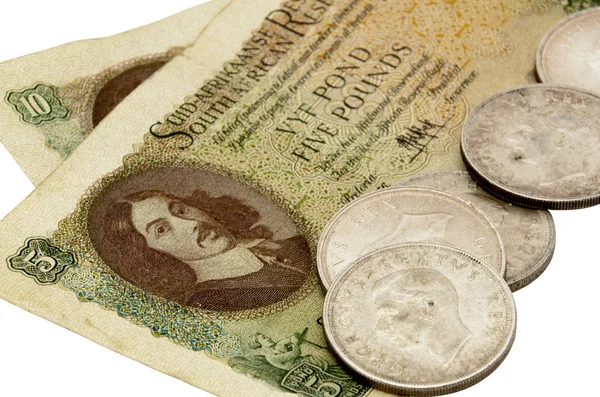 与五先令硬币老式南非五英镑的钞票 — 图库照片