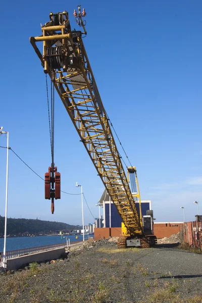 Idle Mobile Crane at Construction Site in Harbor — Stock Photo, Image