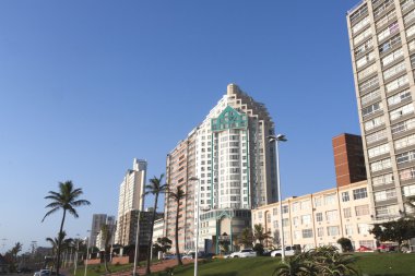 beachfront üzerinde konut ve ticari binalar