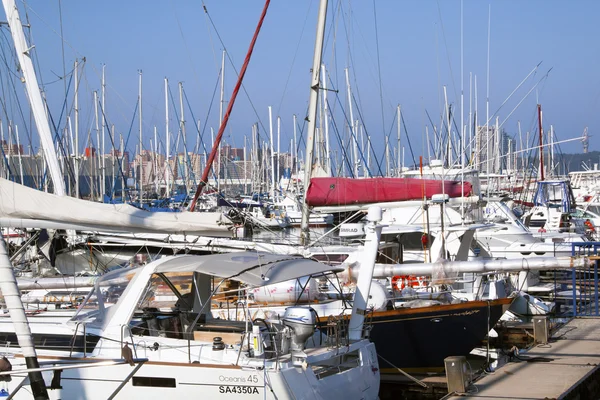 Zbliżenie jachty zacumowane na wilsons wharf durban — Zdjęcie stockowe