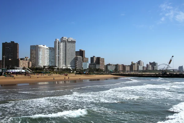 View of Ocean Beach Pier and City Skyline — Stock Photo, Image