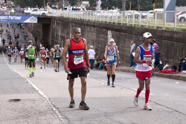 koşucular tepeye yoldaşlar ultra Maratonu içinde hareket