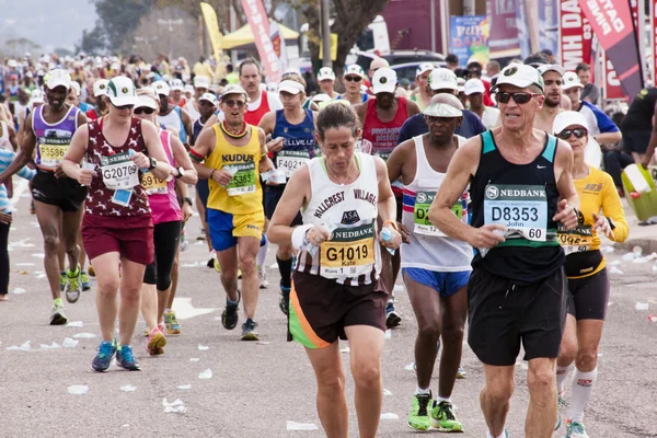 Nieznany biegaczy w ultra maraton towarzysze — Zdjęcie stockowe