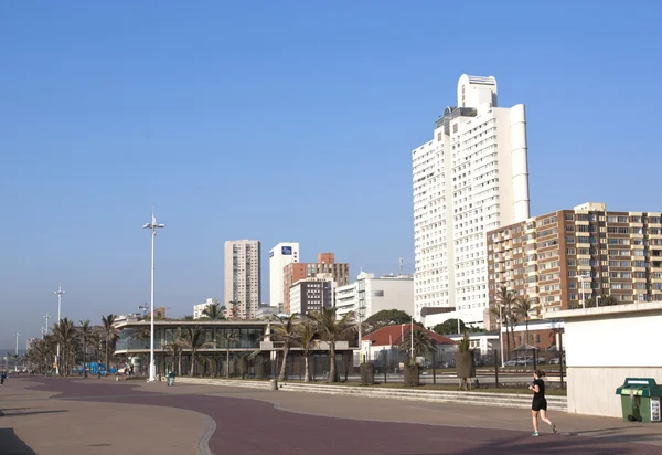 FemaleJogs Along Beach Front Promenade en Durban —  Fotos de Stock