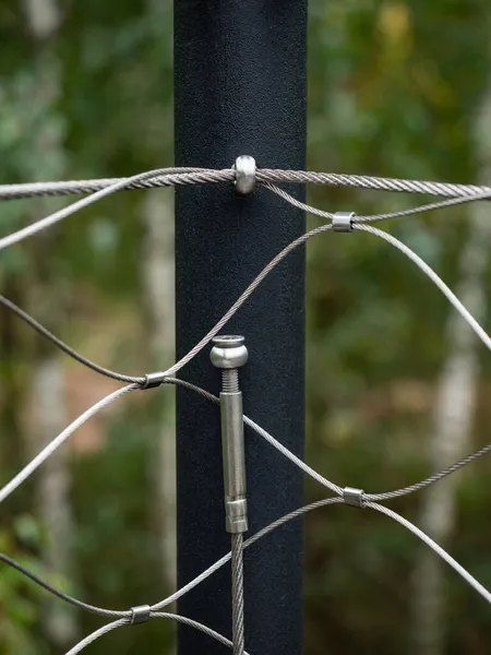 Joints Tension Extrémité Sur Une Clôture Métallique Moderne Ancre Avec — Photo