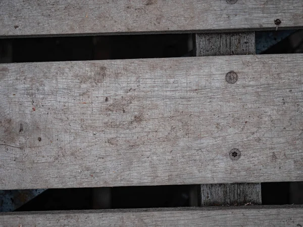 Worn out Wooden Plank den Plank in walkway path