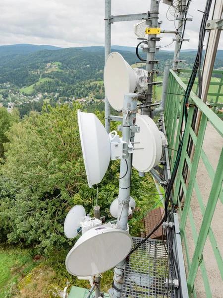 Climb Communication Tower Antennas Mobile Phone Tower 9Th September 2021 — Zdjęcie stockowe