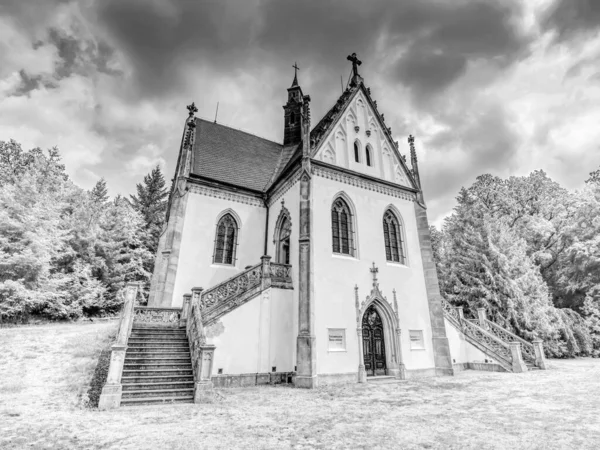 Das Alte Schwarzenberger Grab Befindet Sich Schlosspark Orlik Der Nähe — Stockfoto