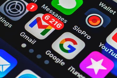 Apple Iphone Sosyal Ağ simgeleri ekranda gösteriliyor. Yakın plan. Telsiai, Litvanya 11-08-2021.