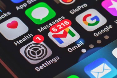 Apple Iphone Sosyal Ağ simgeleri ekranda gösteriliyor. Yakın plan. Telsiai, Litvanya 11-08-2021.