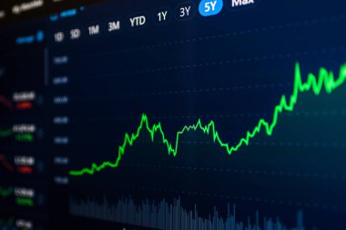 Grafik konsepti olarak borsa alım satım grafiği. Finansal yatırım veya ekonomik trendler iş tasarımı. Soyut finans geçmişi. Düşük açılı çekim..