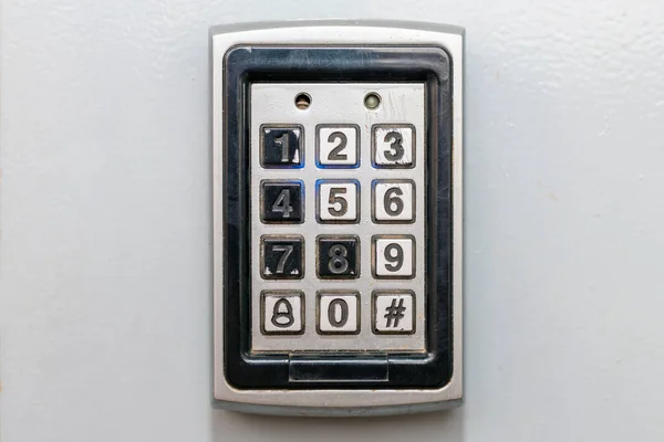 Biztonsági Eszköz Kaputelefon Külső Fém Fal Lakóépület Closeup Másolás Tér — Stock Fotó
