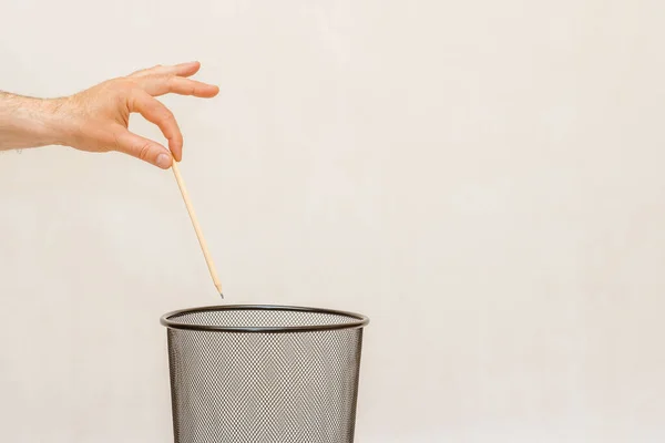 Pencil Thrown Trash Dustbin Disposal Recycling White Gray Background Selective — Fotografia de Stock