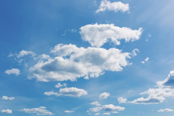 Witte Wolken Blauwe Lucht Wit Licht Bewolkte Hemel Goed Weer — Stockfoto
