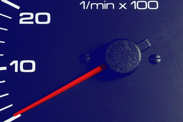 Velocímetro Del Coche Negro Flecha Dashboard Red Del Odómetro Tachometer —  Fotos de Stock