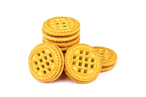 Galletas sándwich con relleno de chocolate sobre un fondo blanco —  Fotos de Stock