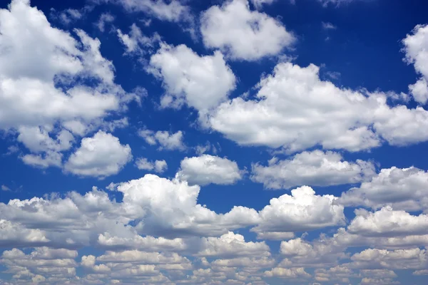 Blue sky with clouds. Composition of Nature. — Stock Photo, Image