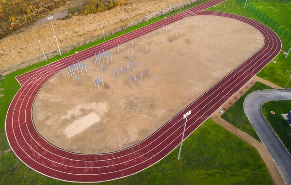 Atletische Loopband Fitnessapparatuur Buurt Van School Sport Voor Gezondheid Uitzicht — Stockfoto