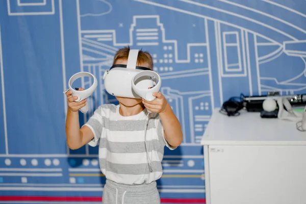 Kirov Russia August 2021 Boy Studies Computer Modeling Using Virtual — Photo