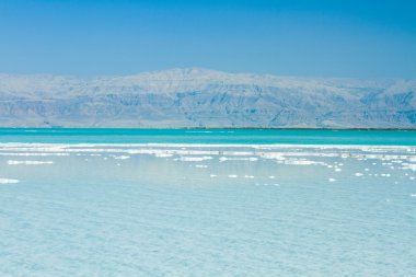 Ölü Deniz'in güzel sahil