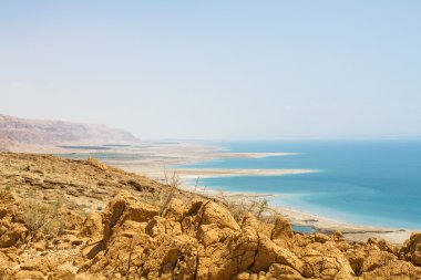 Ölü Deniz'in güzel sahil .